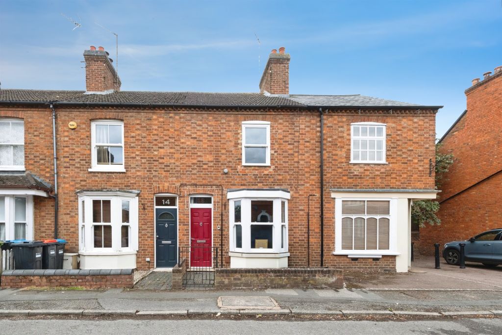 Property photo 1 of 18