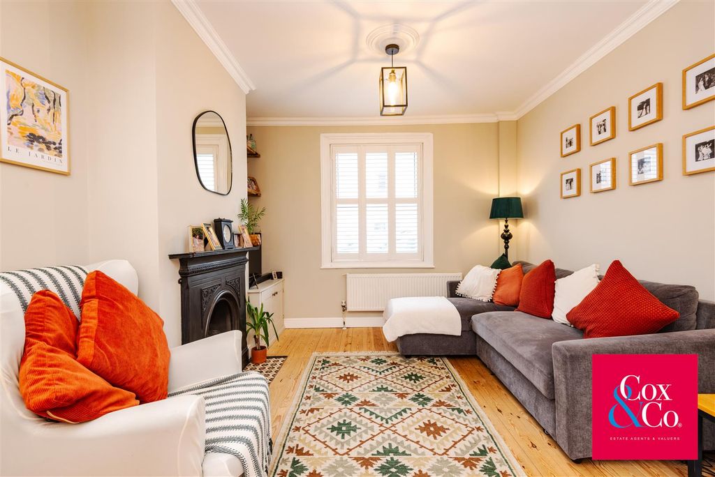 Property photo 1 of 14 81N_6323.Jpg