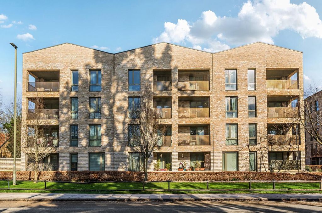 Property photo 1 of 10 -69A00B43A301c-l-1417380-11-699dc07c9Edeb (2) (1).