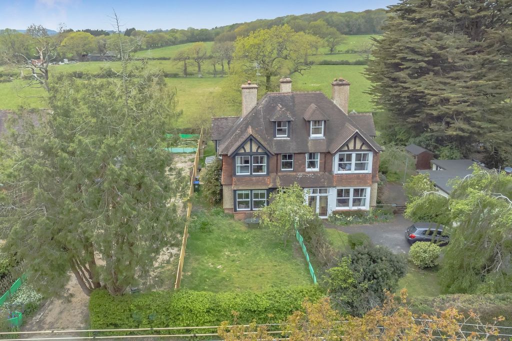 Property photo 1 of 27