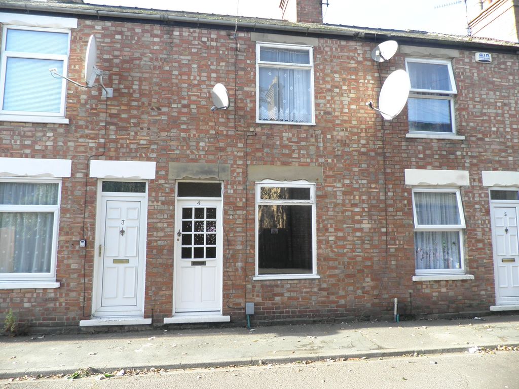Property photo 1 of 7 Front