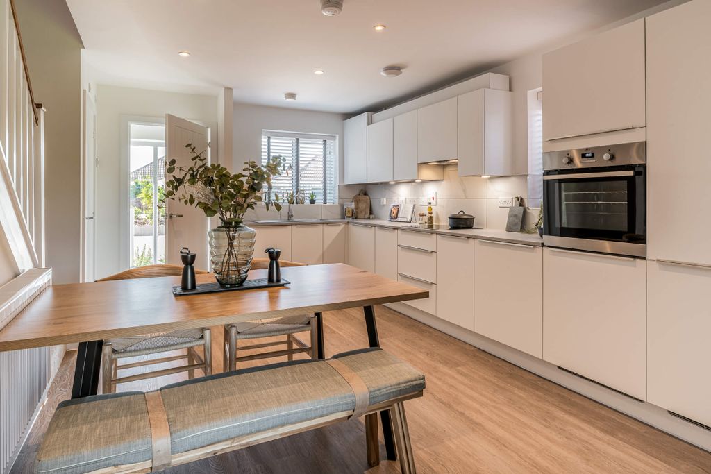 Property photo 2 of 9 Similar Show Home