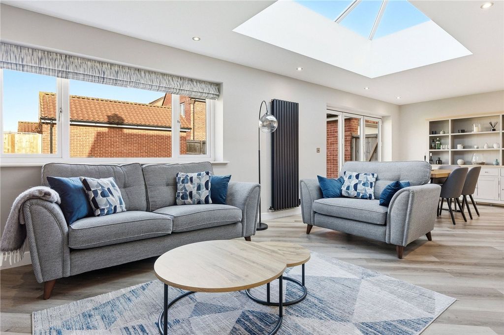 Property photo 2 of 17 Picture No. 10