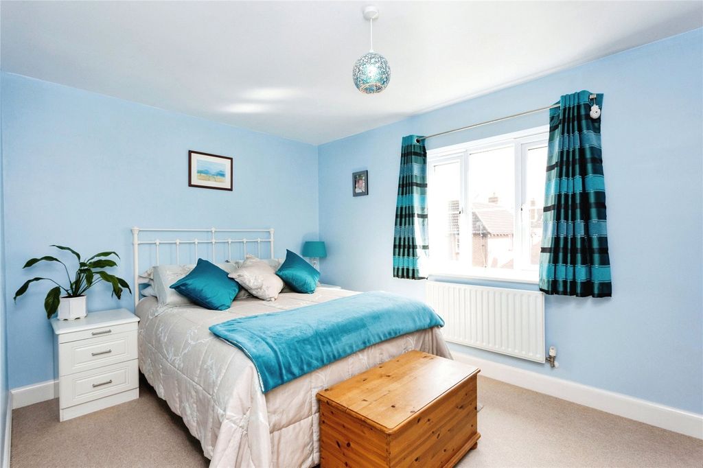 Property photo 2 of 15 Picture No. 01
