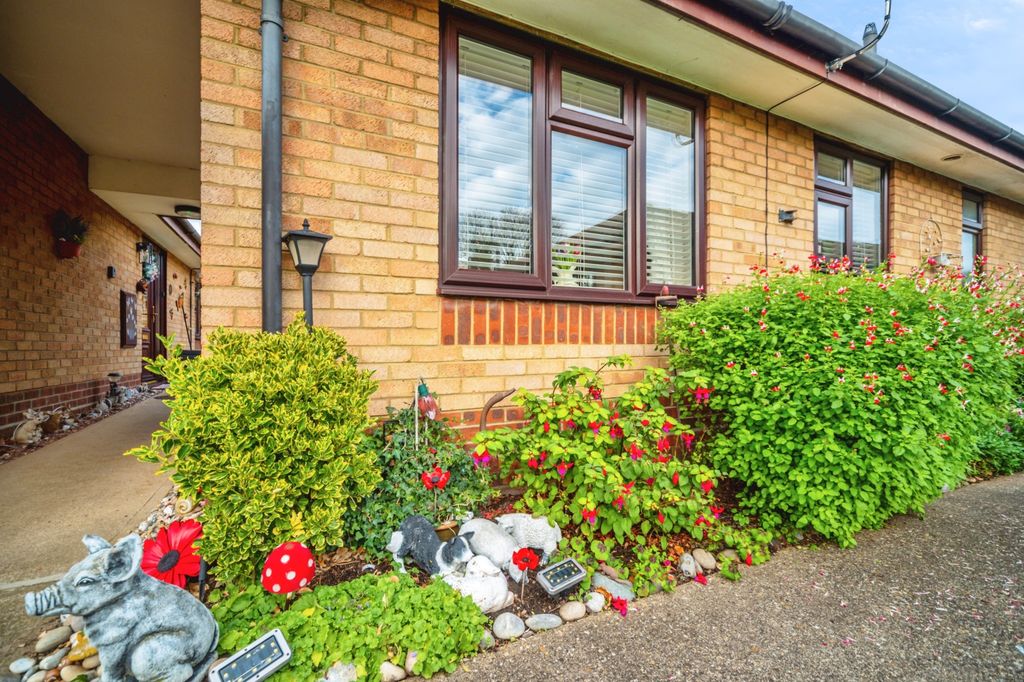 Property photo 3 of 20