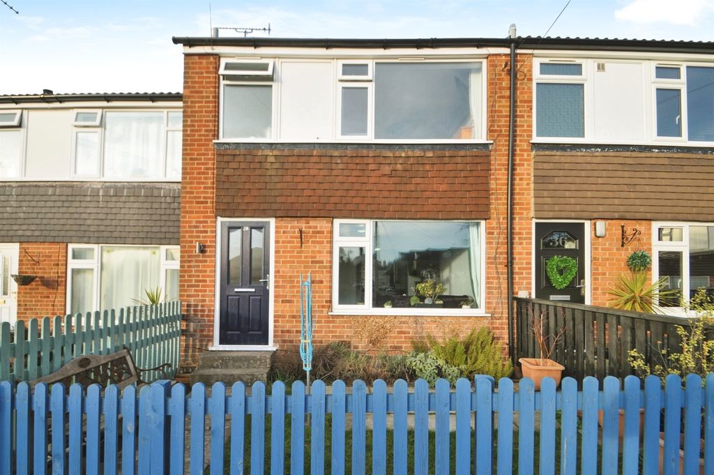 Property photo 1 of 17