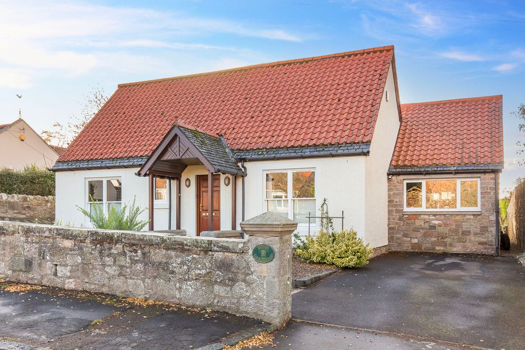 Property photo 2 of 25 Property Image 2