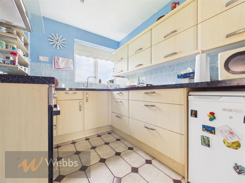 Property photo 3 of 13 Cam01407G0-Pr0164-Still010.Jpg