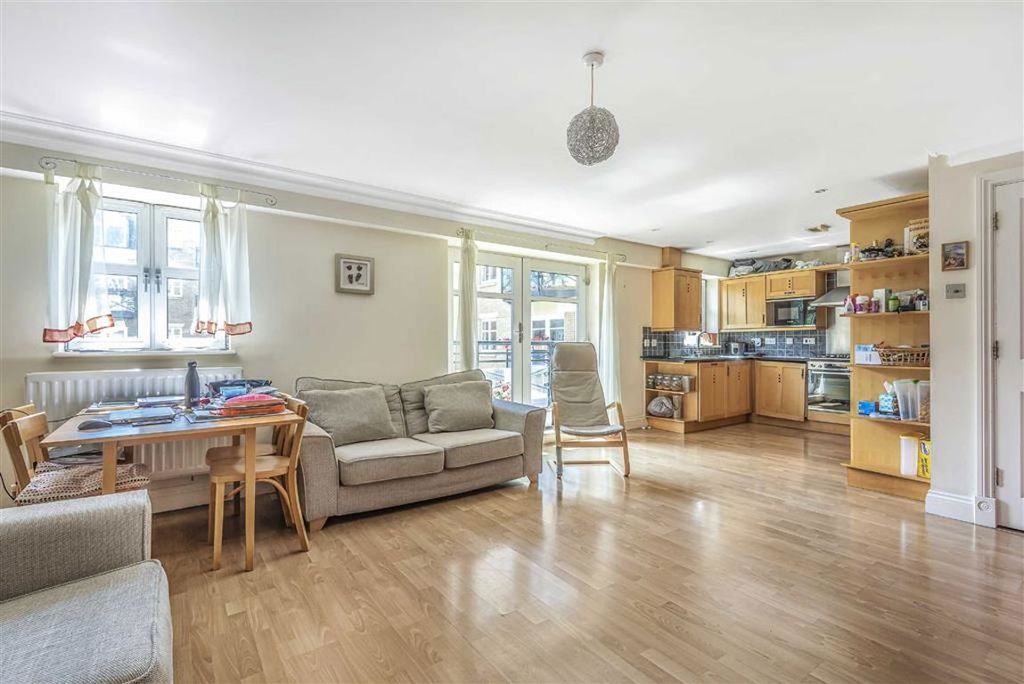 Property photo 2 of 7