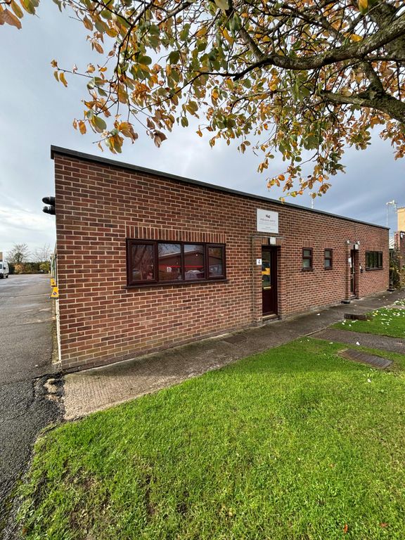 Property photo 2 of 4 Unit 4.Jpg