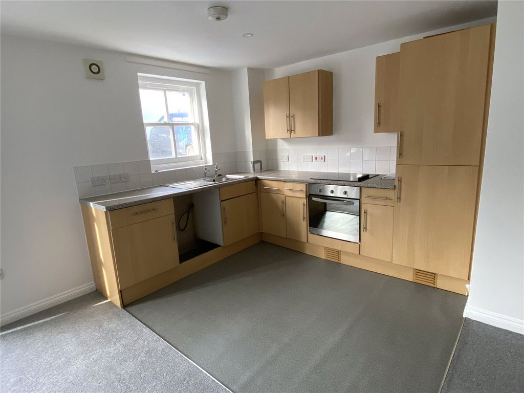 Property photo 3 of 9 Picture No. 13