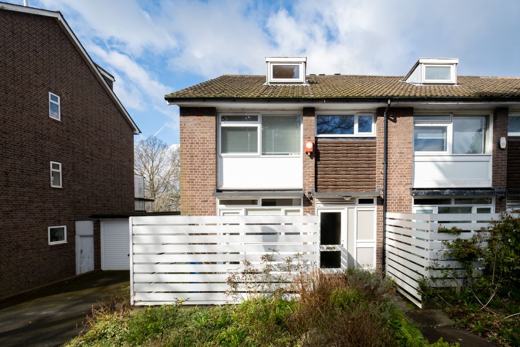 Property photo 1 of 19
