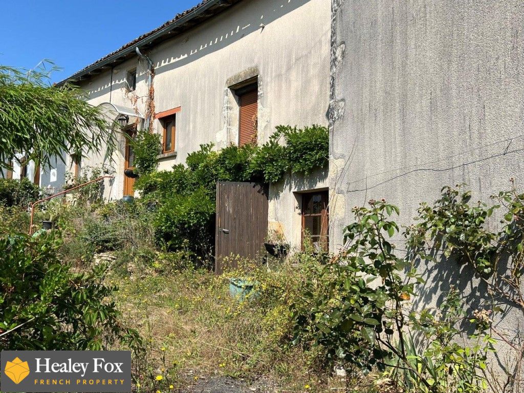 Property photo 2 of 24 2._Hosue_For_Sale_In_Champagne_Mouton6A3E954d3307E