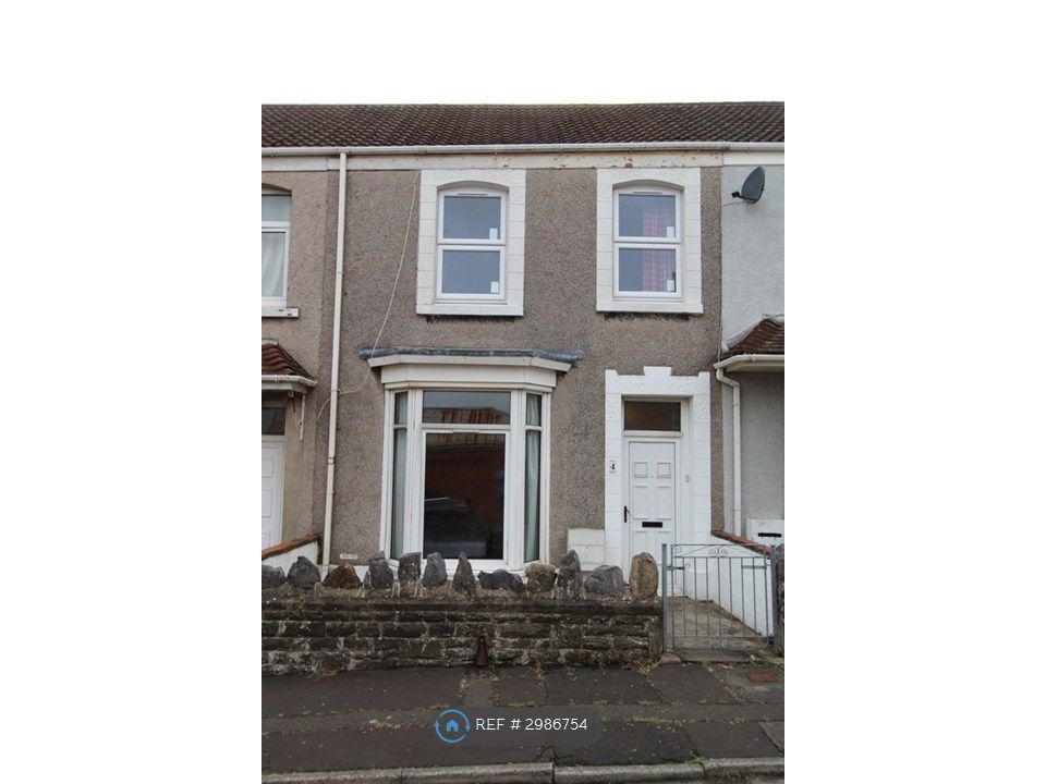 Property photo 1 of 33