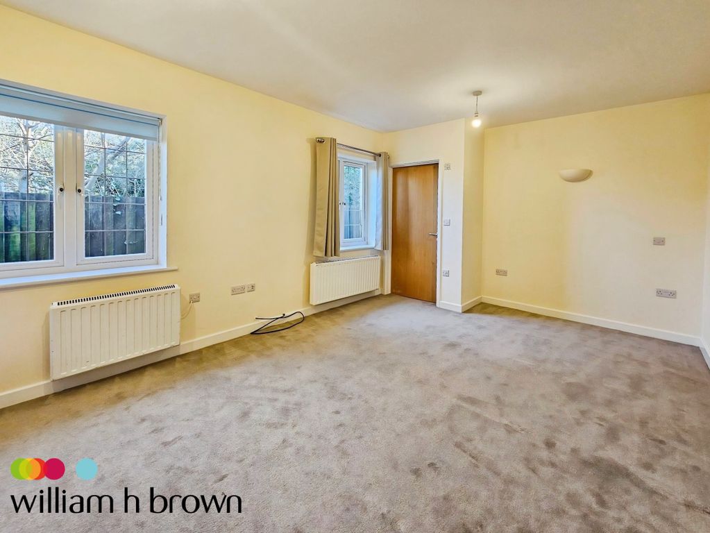 Property photo 3 of 16 Image