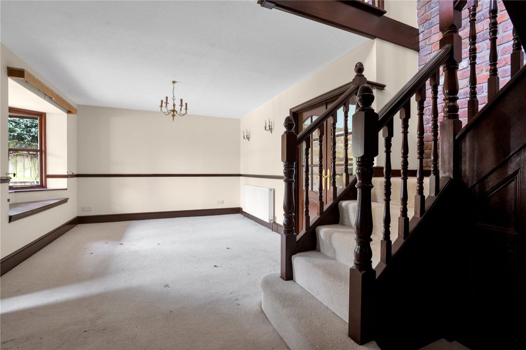 Property photo 2 of 21 Hall