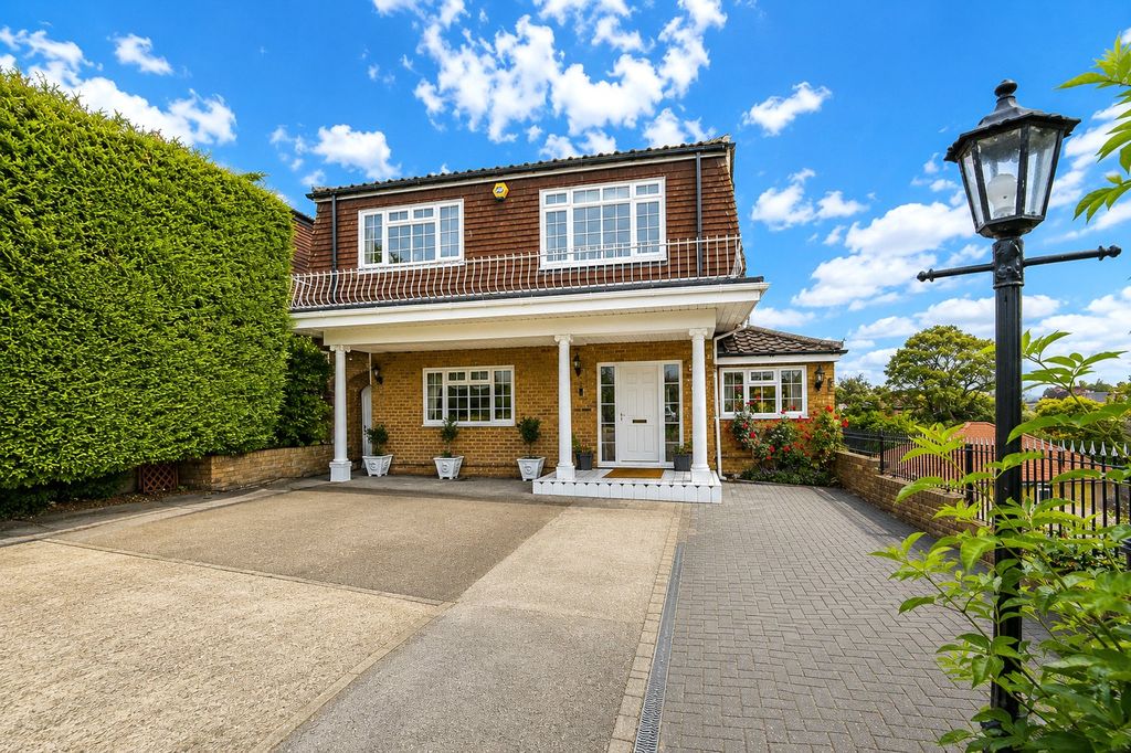 Property photo 1 of 34 Picture No. 71