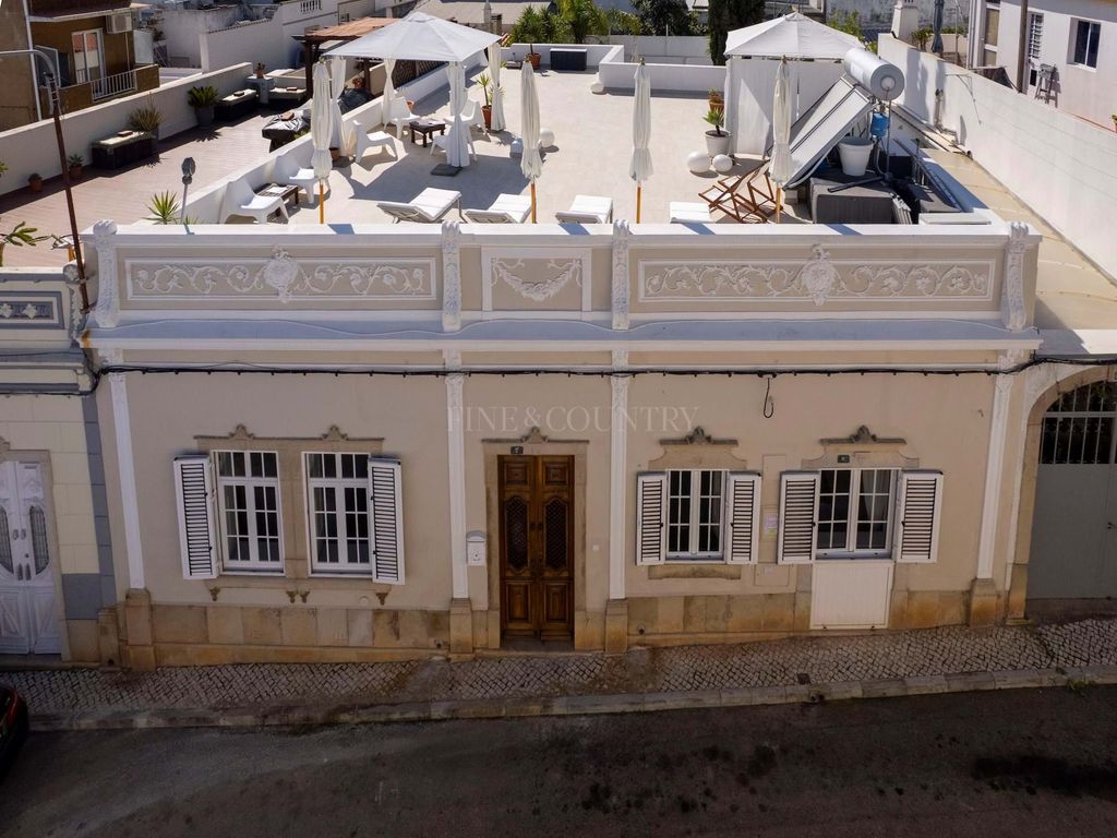 Property photo 1 of 30