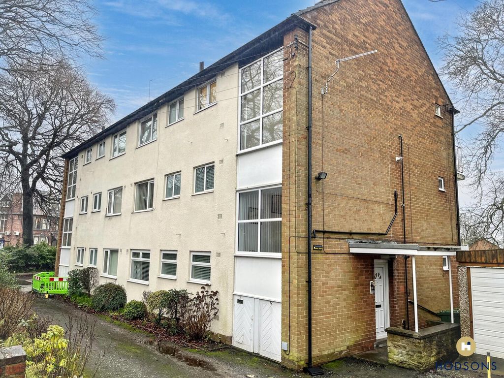 Property photo 1 of 9 Front (Exterior)