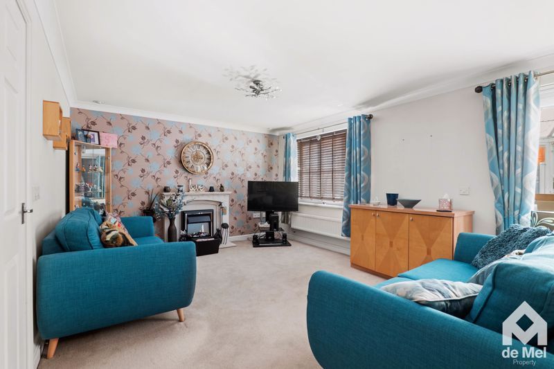 Property photo 2 of 12 Photo 9