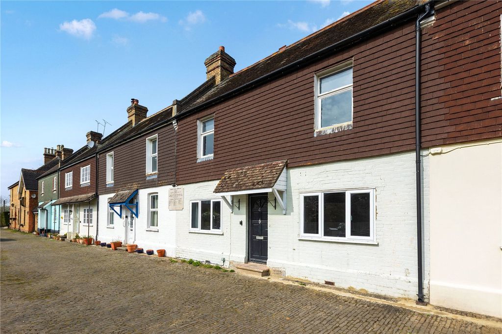 Property photo 2 of 13 Front