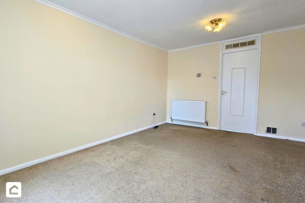 Property photo 2 of 11 2