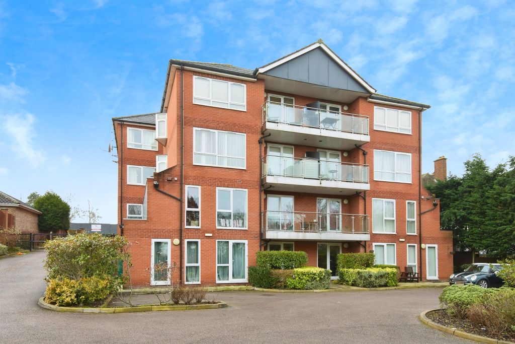 Property photo 1 of 13