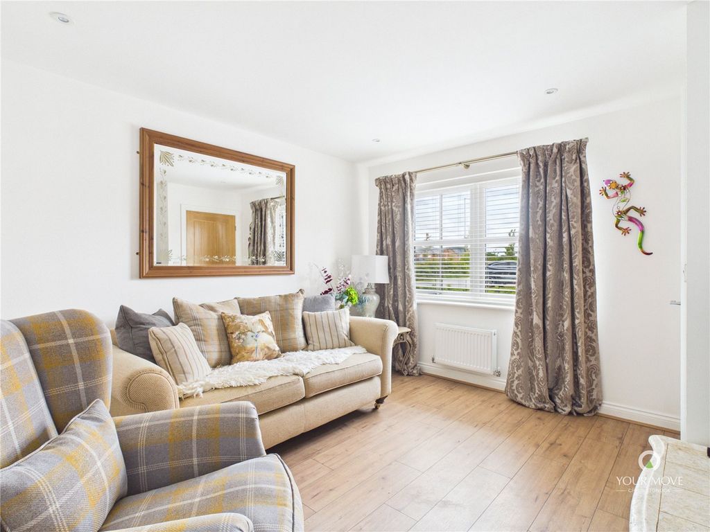 Property photo 2 of 15 Picture No. 31
