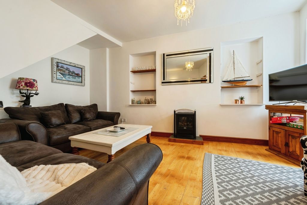 Additional image 5 of 3 bed terraced house for saleCross Street, Padstow, Cornwall PL28