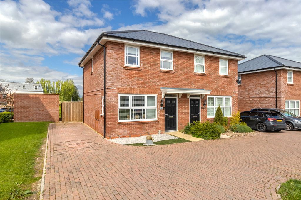 Property photo 1 of 20 Picture No. 38