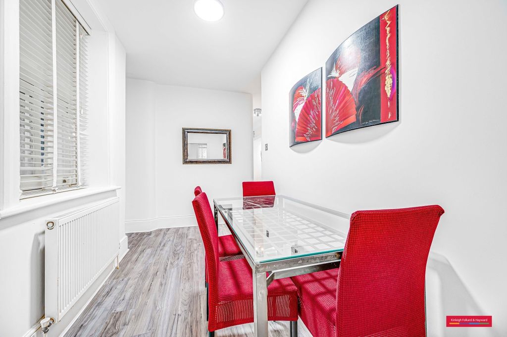 Property photo 3 of 20 Photo (7)