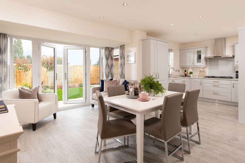 Property photo 2 of 9 Winstone Kitchen