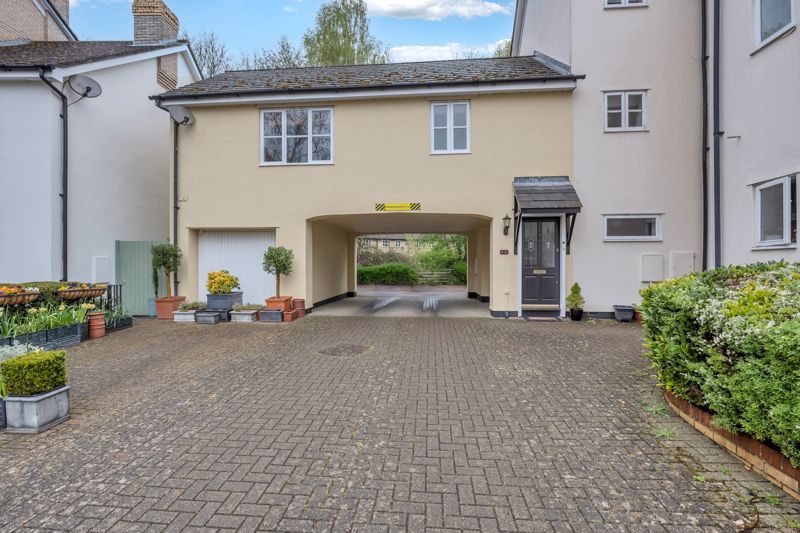 Property photo 1 of 10 Front