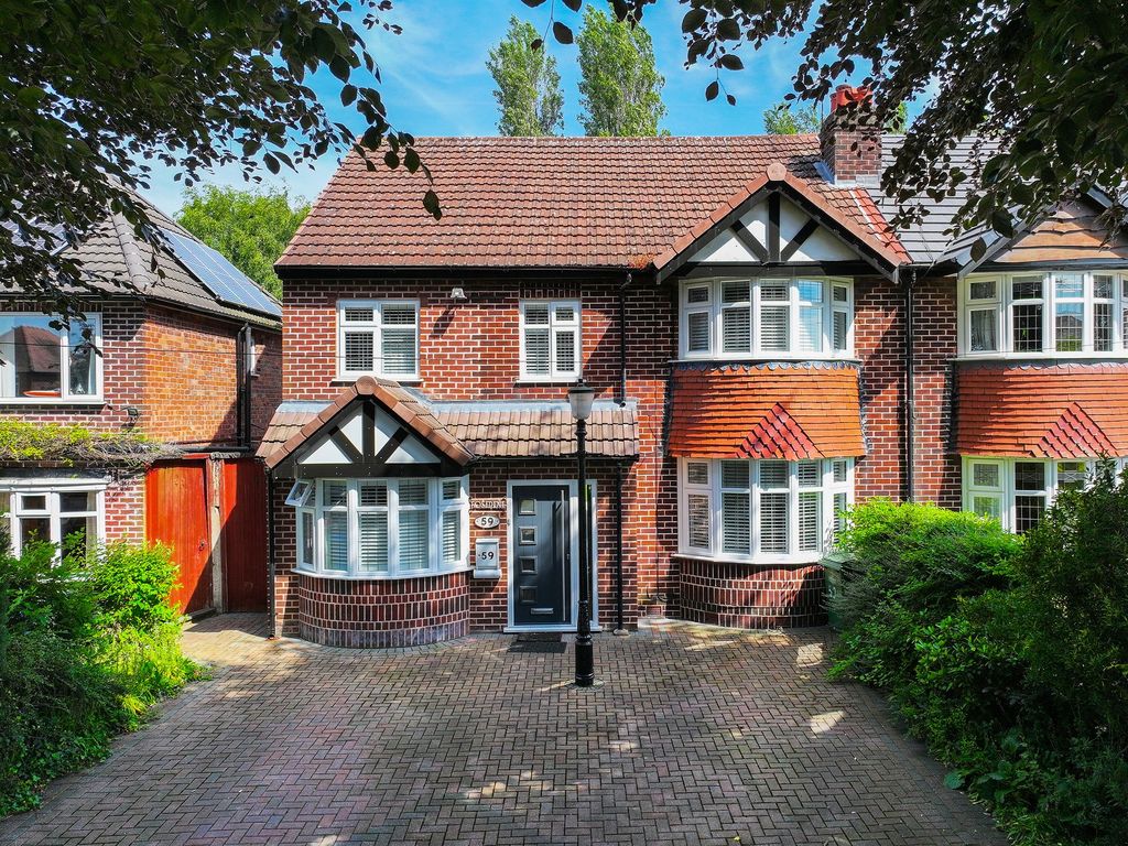 Property photo 1 of 16 External