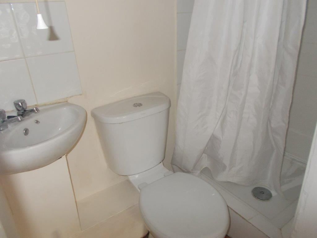 Property photo 3 of 4