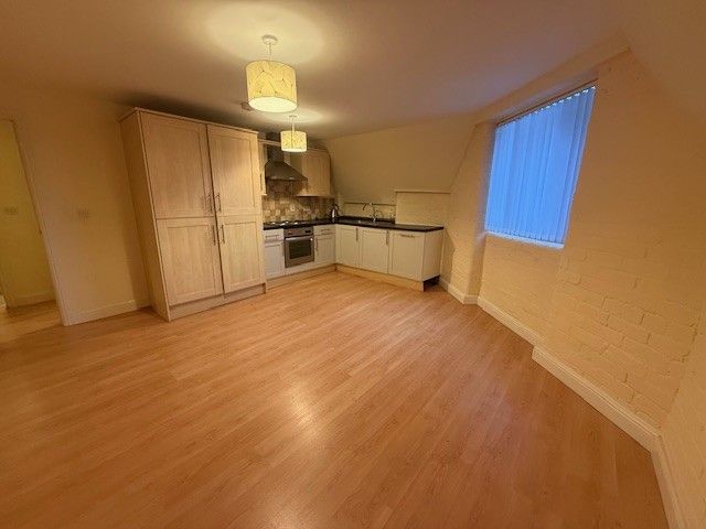 Property photo 1 of 7 Photo