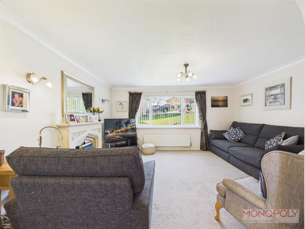 Property photo 3 of 24 Cam04439G0-Pr0259-Still010.Jpg