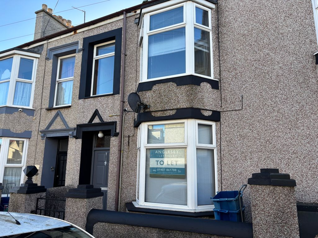 Property photo 2 of 24