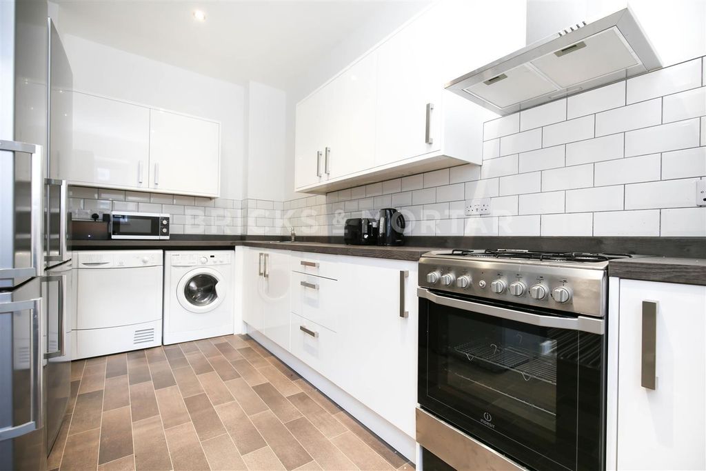 Property photo 2 of 13 N2Lz7A68M0Tts2Kasp40-A59Qca.Jpg