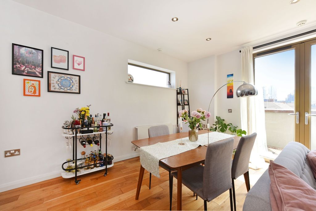 Property photo 3 of 11 Picture No. 09