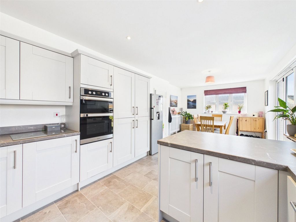 Property photo 3 of 16 Picture No. 05