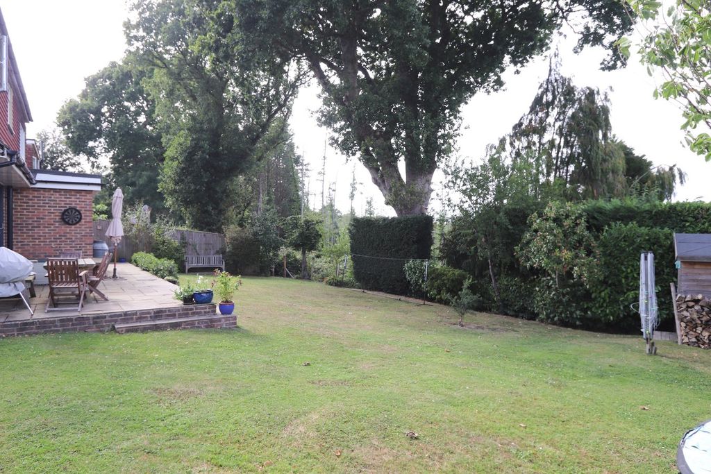 Property photo 3 of 25