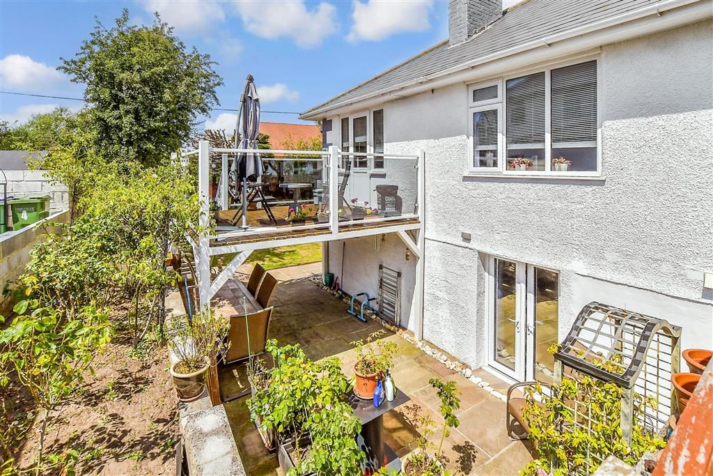 Property photo 1 of 15 Patio / Decking