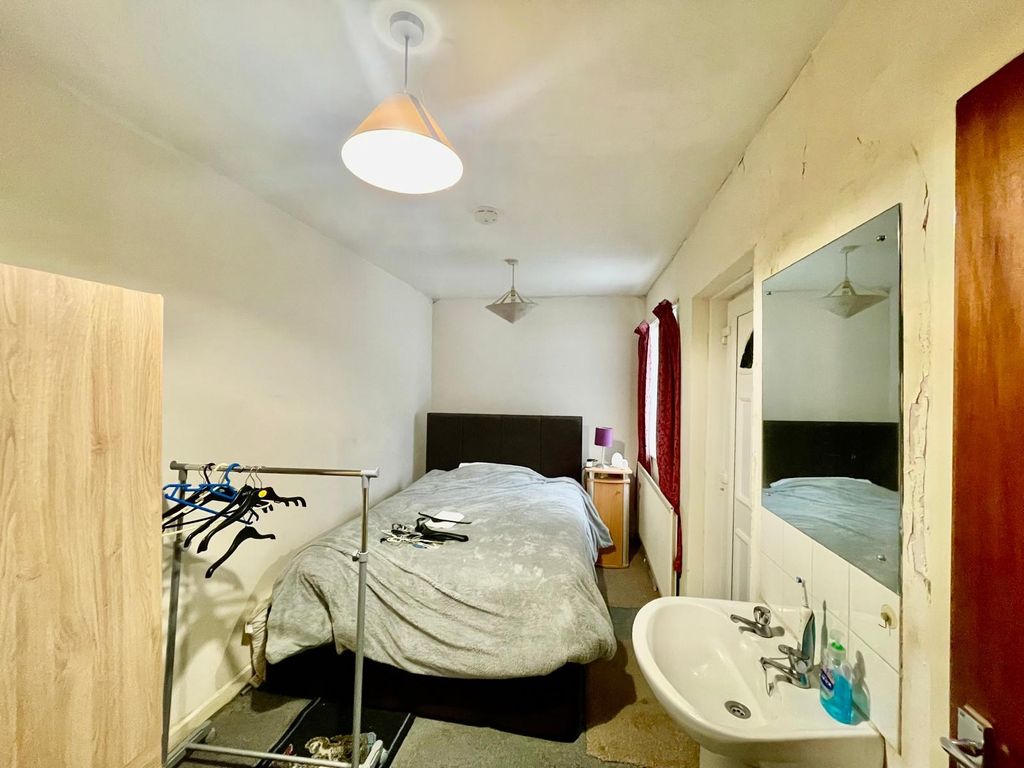 Property photo 2 of 8 238-Hr-1.Jpg