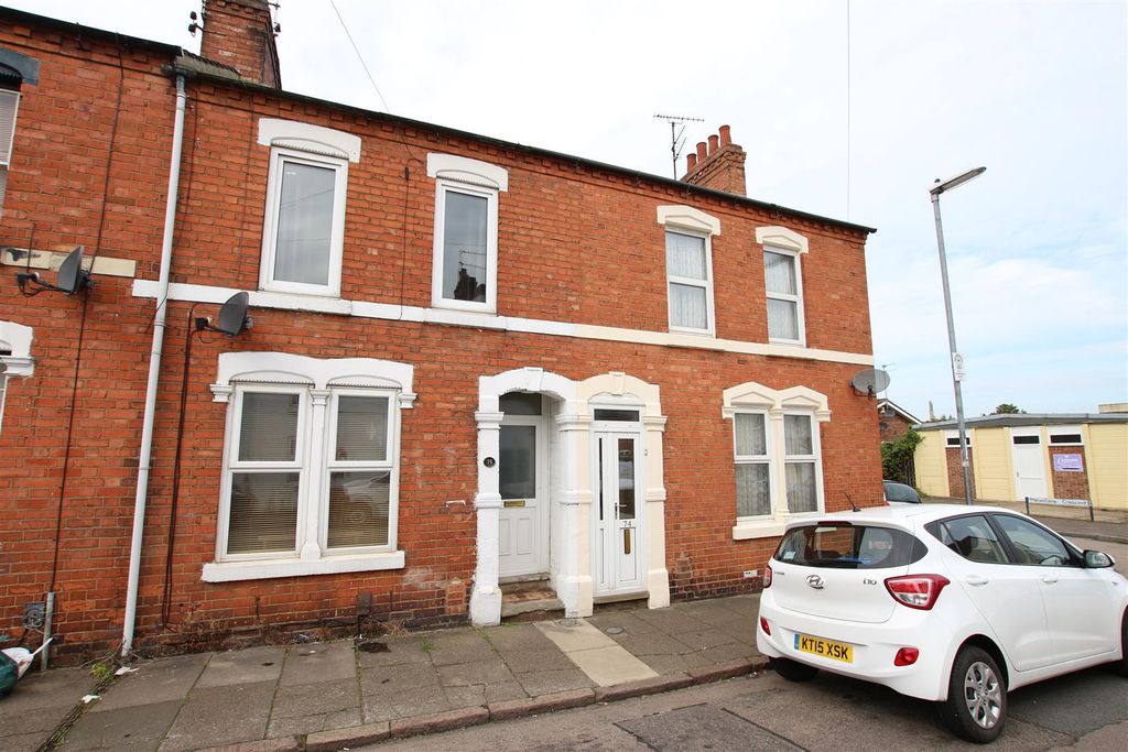 Property photo 1 of 10 P1