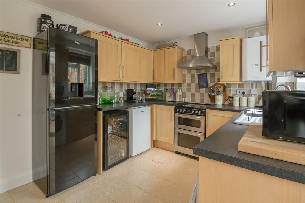 Property photo 2 of 8 012.Jpg