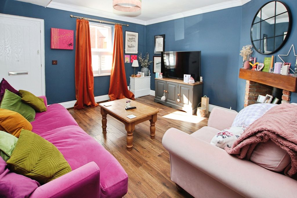 Property photo 2 of 23 5075463