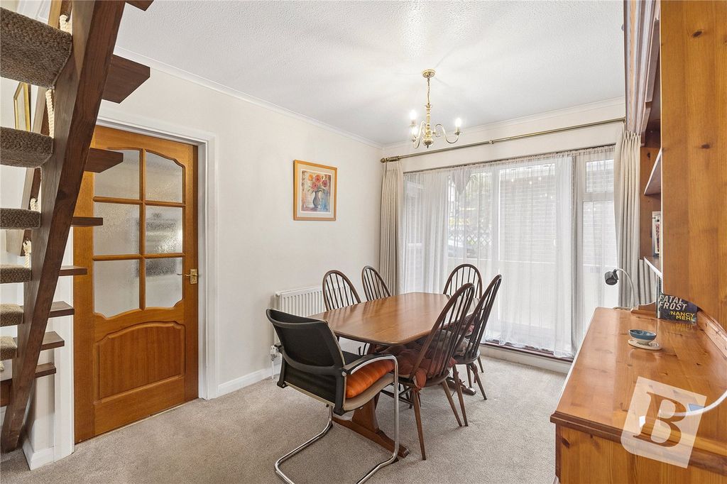 Property photo 3 of 22 Dining Area