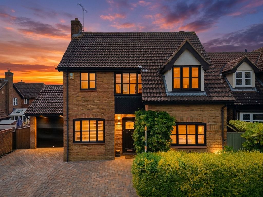 Property photo 1 of 19 Detached Home