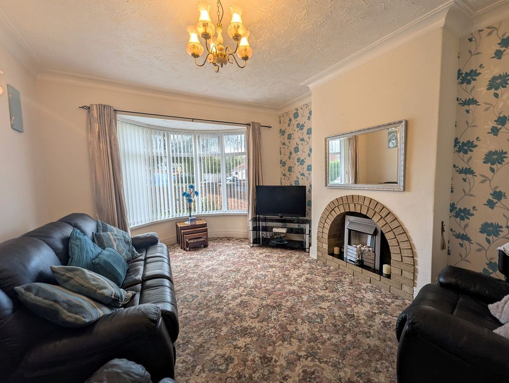 Property photo 2 of 21